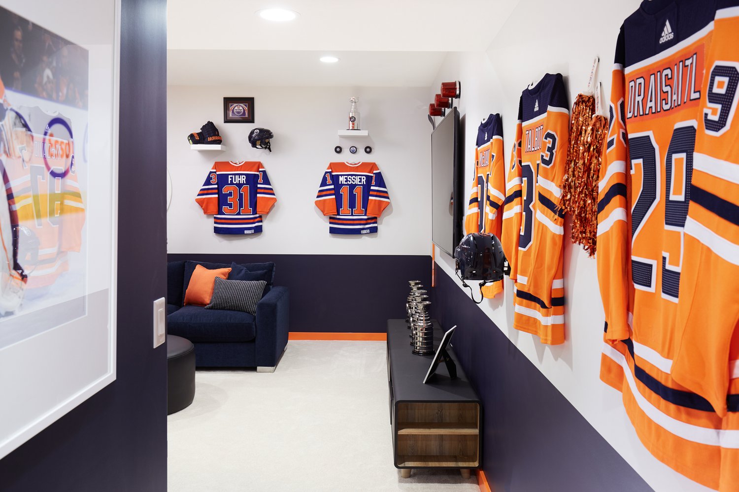 Edmonton Oilers Fan Cave