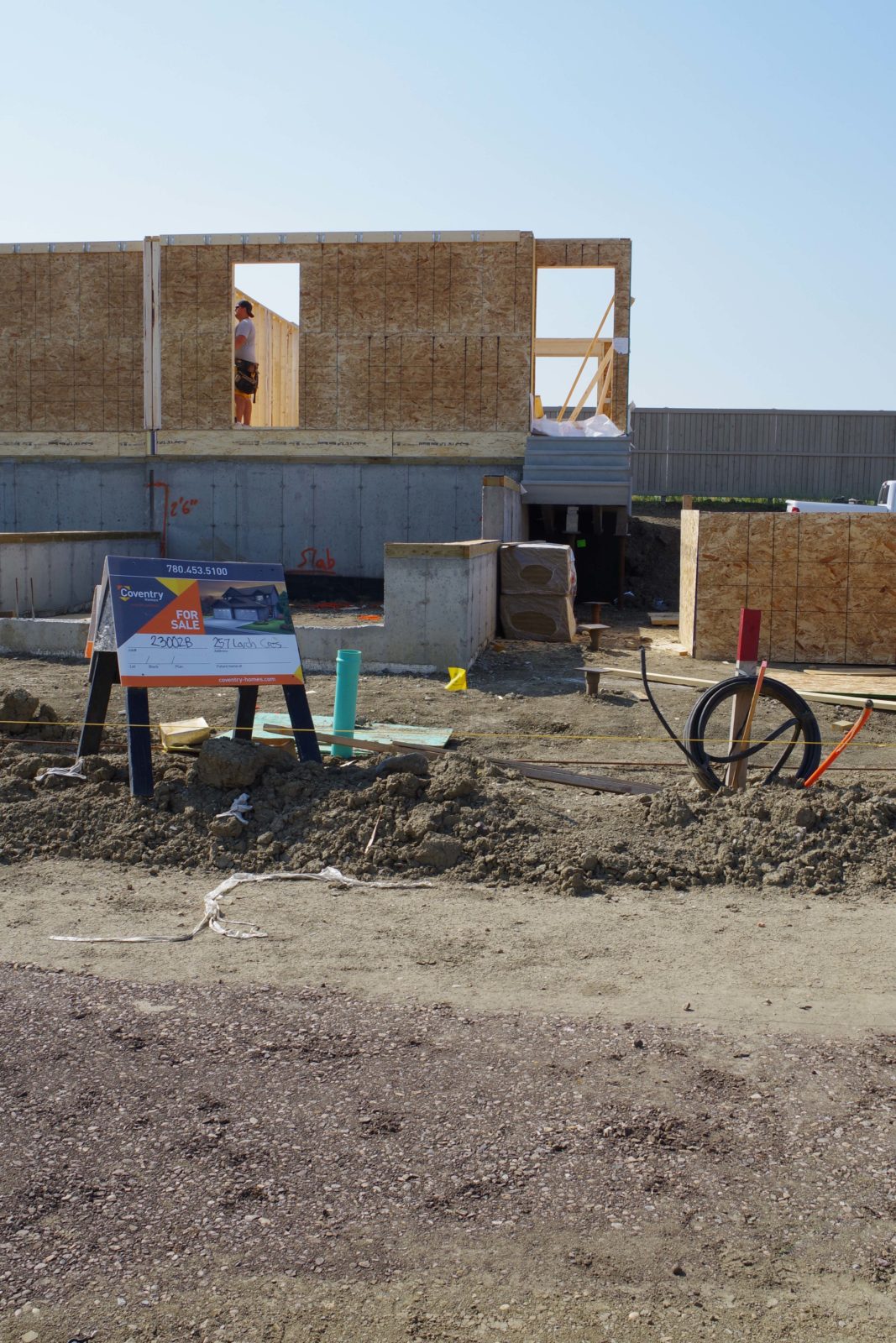 Ari Duplex Habitat Home